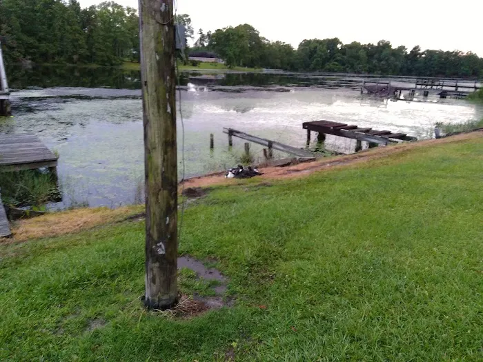 Lake-A-Way Camp Grounds Picture 4