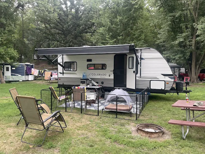 Two Rivers Campground & Tubing Picture 8