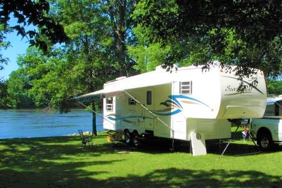 Two Rivers Campground & Tubing Picture 5