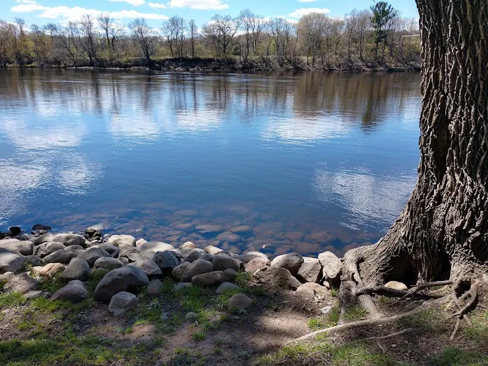 Two Rivers Campground & Tubing Picture 7