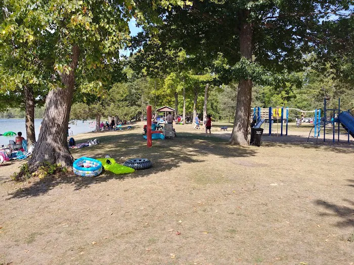 Cedar Lake Memorial Park Campground Picture 6
