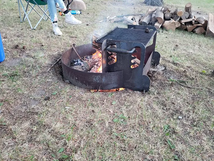 Benton Beach Campgrounds Picture 2