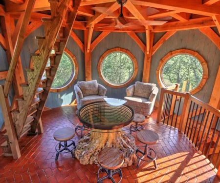 Stoney Ridge Lighthouse