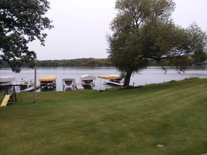 Big Sauk Resort Picture 4