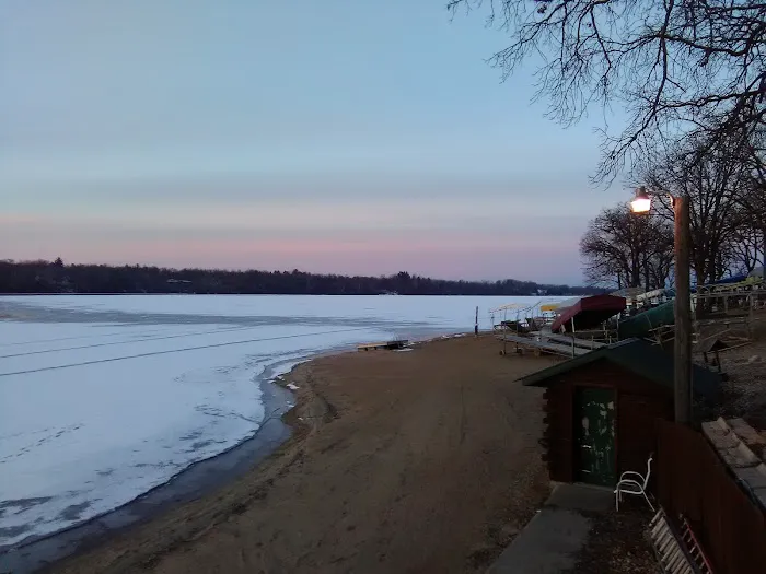 Big Sauk Resort Picture 5