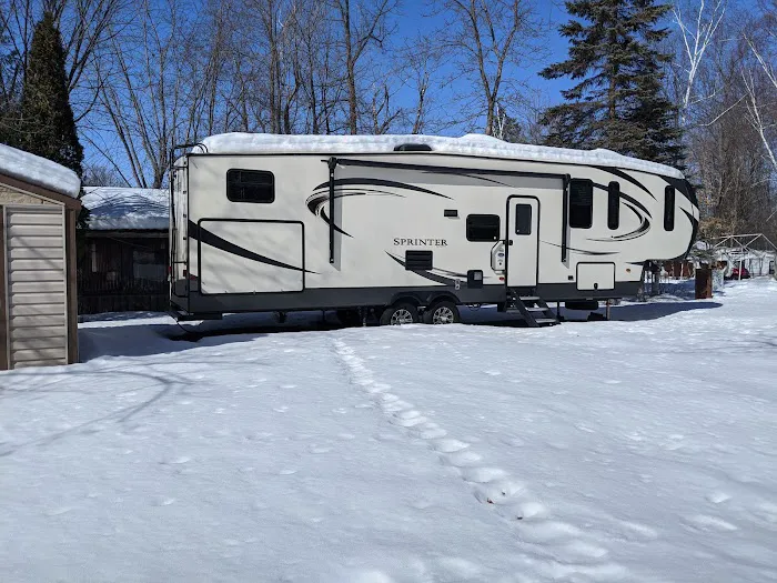 Sherwood Forest Campground Picture 9