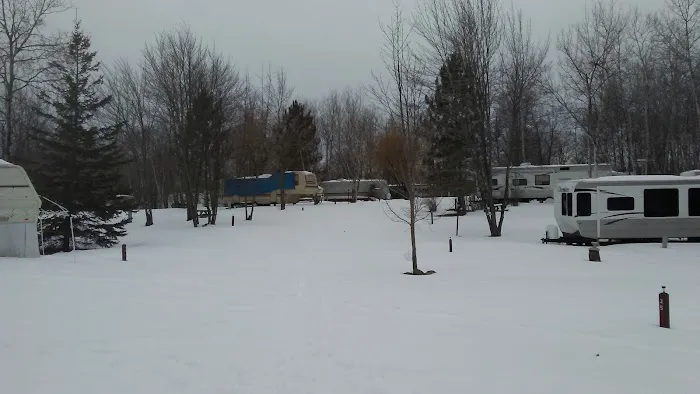 Red Fox Campground & RV Park Picture 7