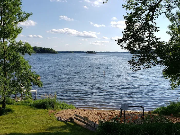 Farm Island Lake Resort Picture 4