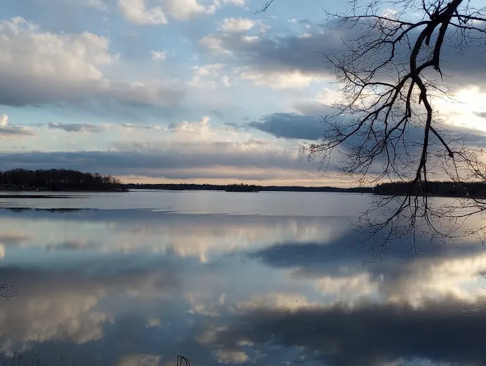 Farm Island Lake Resort Picture 1