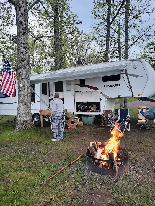 Bear Lake Park Campground Picture 4