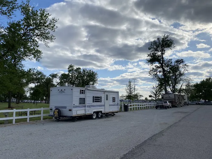 Missouri Valley City Campground Picture 3
