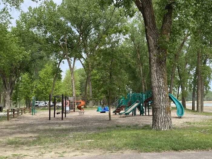 Lewis and Clark State Park Campground Picture 2