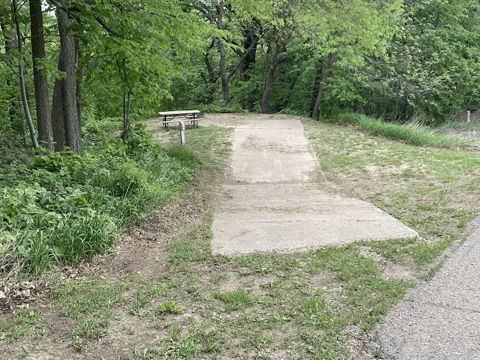 Bur Oak Campground Picture 4
