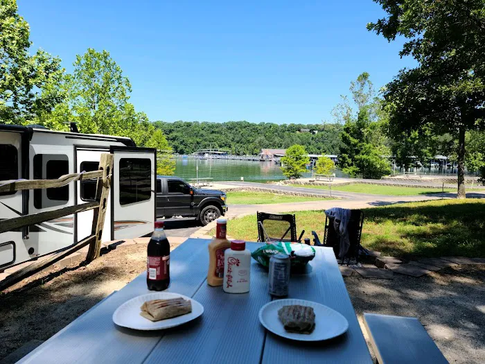 Viola Park Campground Picture 6