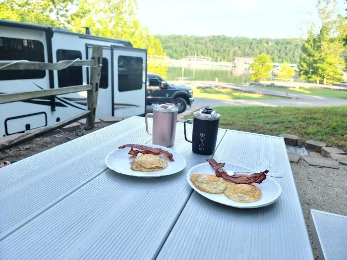 Viola Park Campground Picture 8