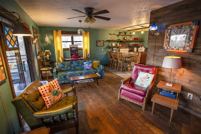 Jack's Shack on Table Rock Lake Picture 6