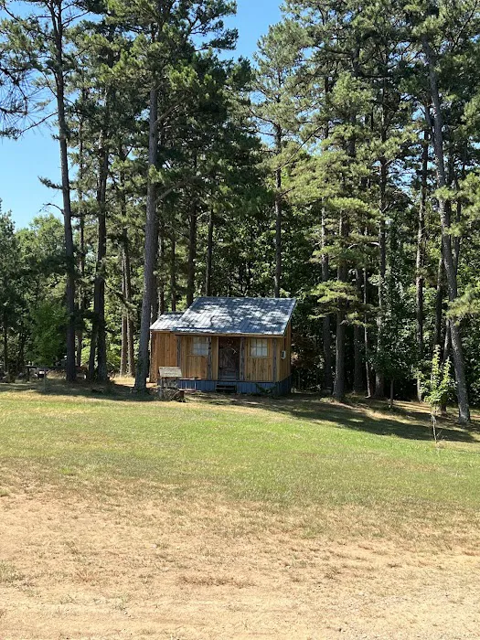 The Colonel’s Cabin Picture 8