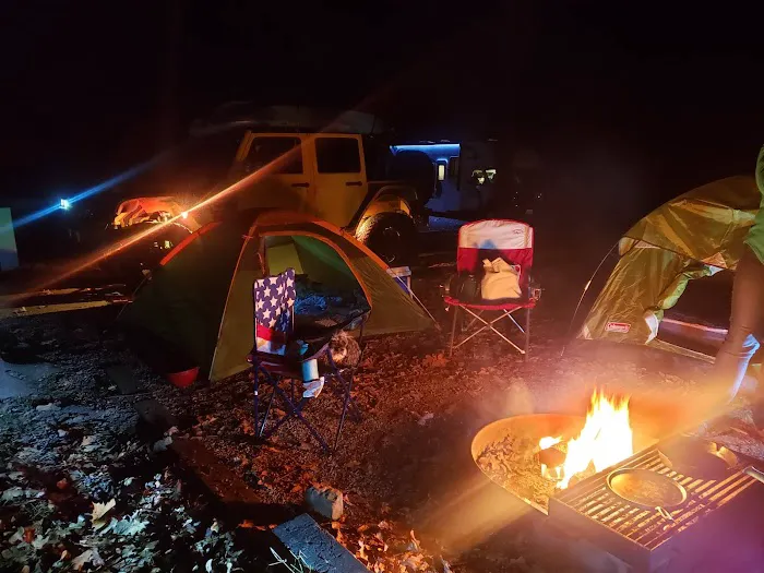 Piney Bay Campground Picture 7