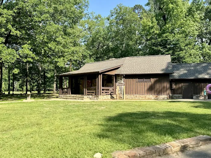 Lake Sylvia Campground Picture 3