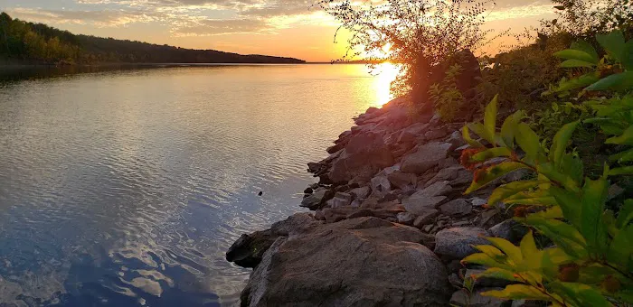 Quarry Cove Park Picture 6