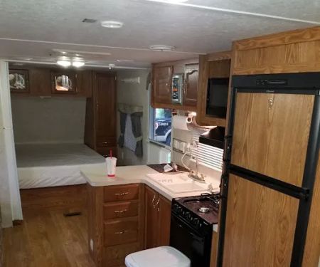 Hobbithillsvacationrentals.com