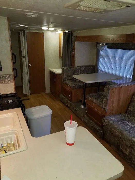 Hobbithillsvacationrentals.com Picture 4