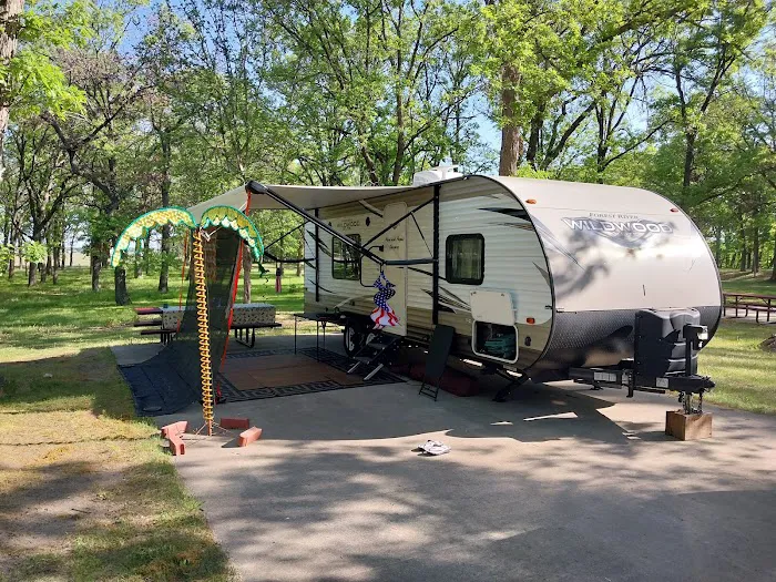 Deparcq Woods Campground Picture 1