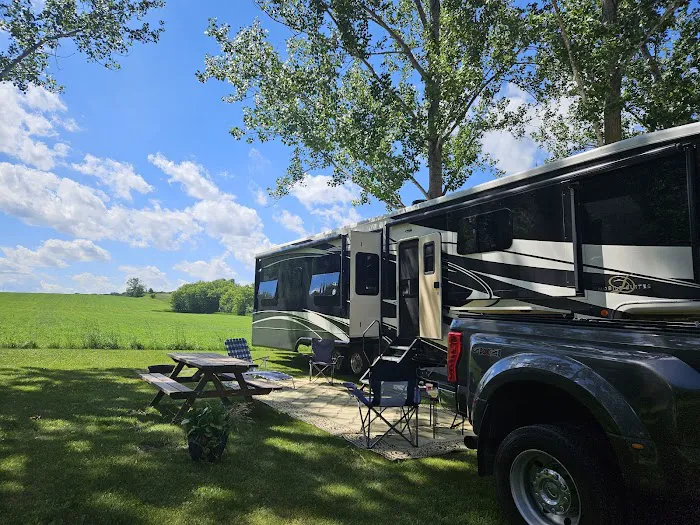 Camp S'more Campground Picture 6