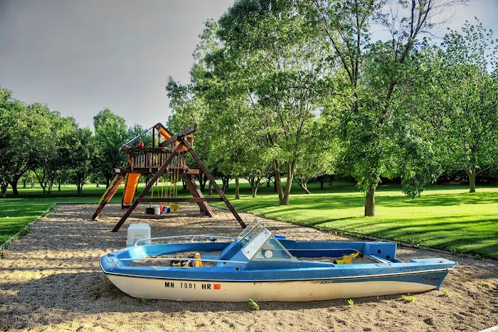 Camp S'more Campground Picture 4
