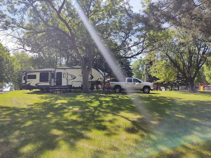 Shady Rest Resort and Campground Picture 4