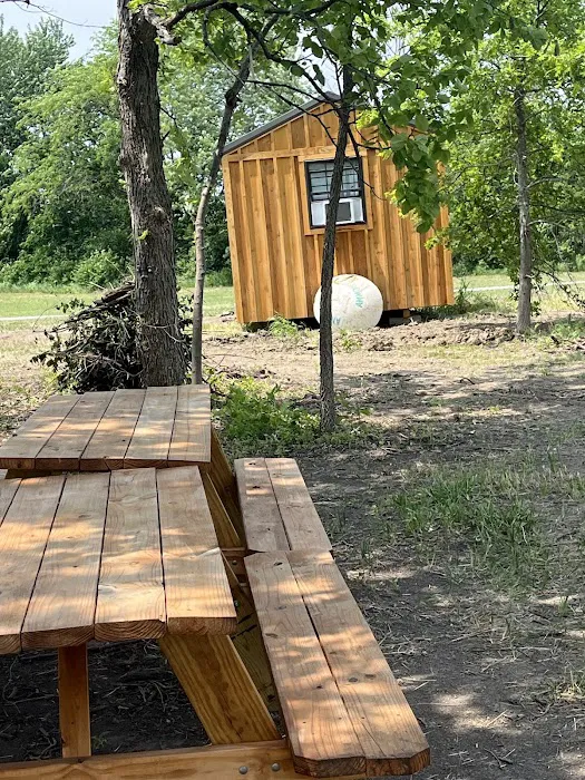 Honey Grove Campground Picture 19