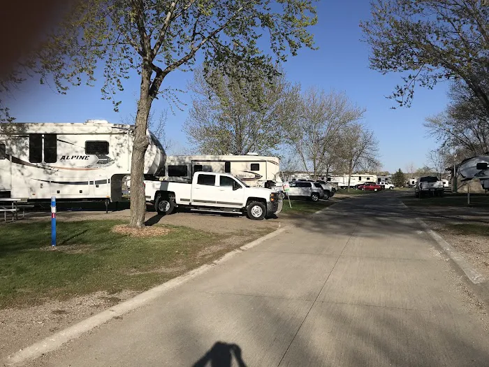 Scenic Park RV Campground Picture 3