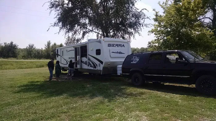 Show-Me Rest Rv Park Picture 5