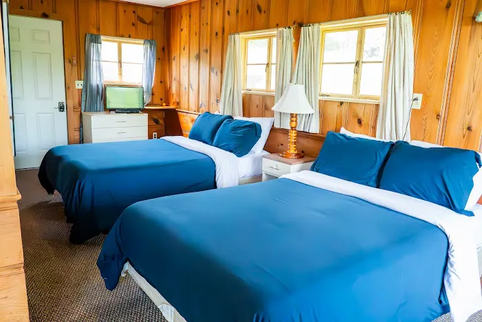 Riverview Resort - Cabin Rental #6 Picture 2