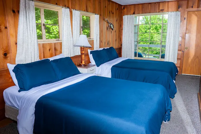 Riverview Resort - Cabin Rental #6 Picture 4