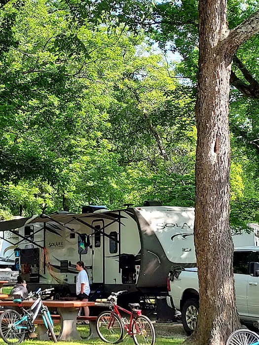 Beaver RV Park & Campground Picture 2