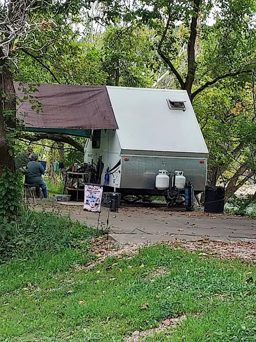 Beaver RV Park & Campground Picture 4