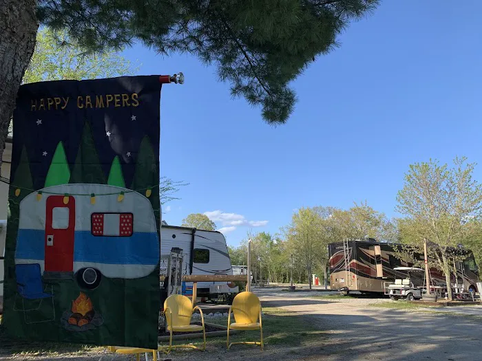 Green Tree RV Park Picture 5