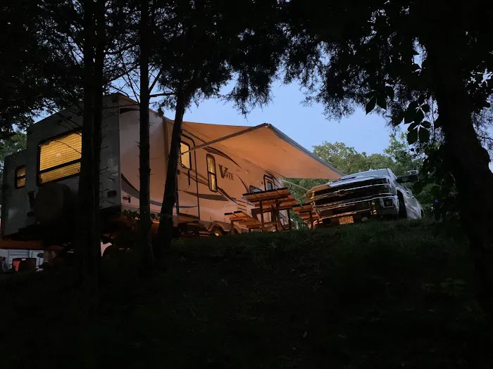 Green Tree RV Park Picture 4