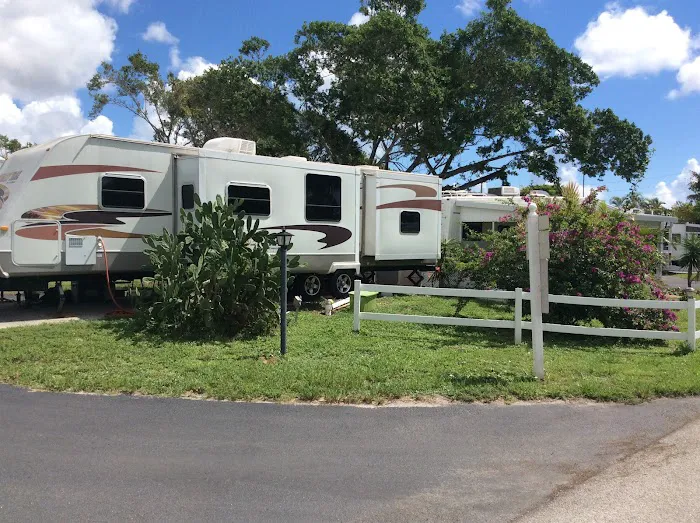 Paradise Island RV Resort Picture 6