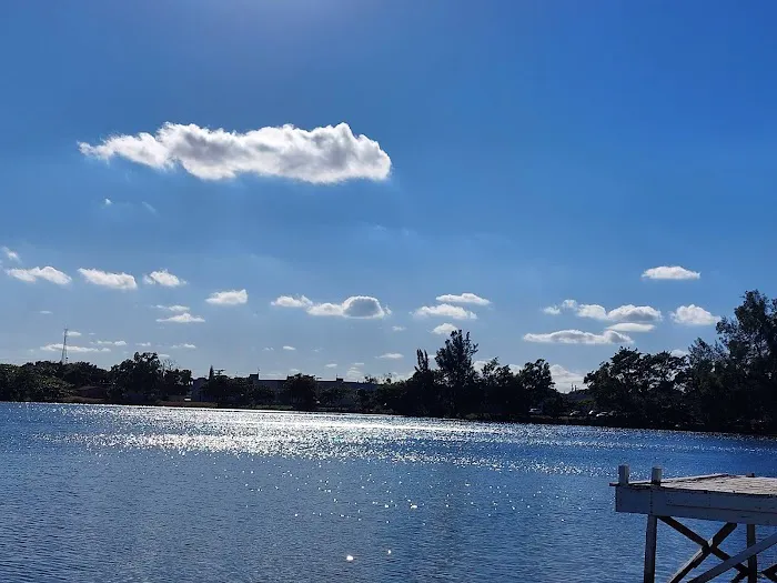 Sunshine Holiday MHCC RV and Camping Resort Picture 5