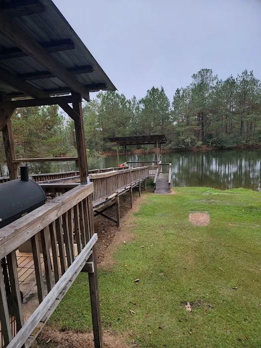 Retreat cabins Picture 1