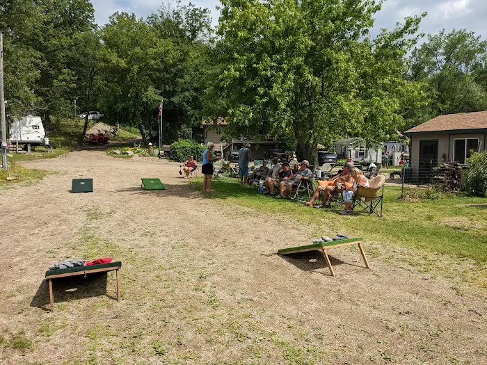 Maple Island Resort - Seasonal Campground ONLY Picture 9