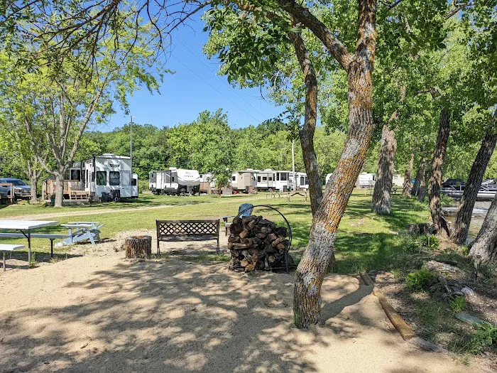 Maple Island Resort - Seasonal Campground ONLY Picture 8
