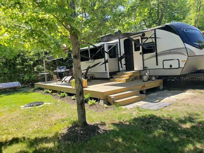 Highview Campground & RV Park Picture 6