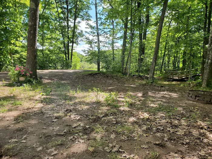 Spring Oaks Campground Picture 10