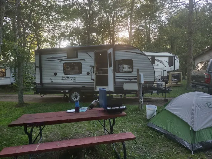 Island Lake Campground Picture 3