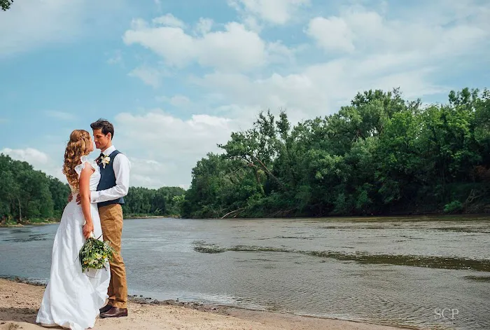 Elkhorn Shores Picture 9