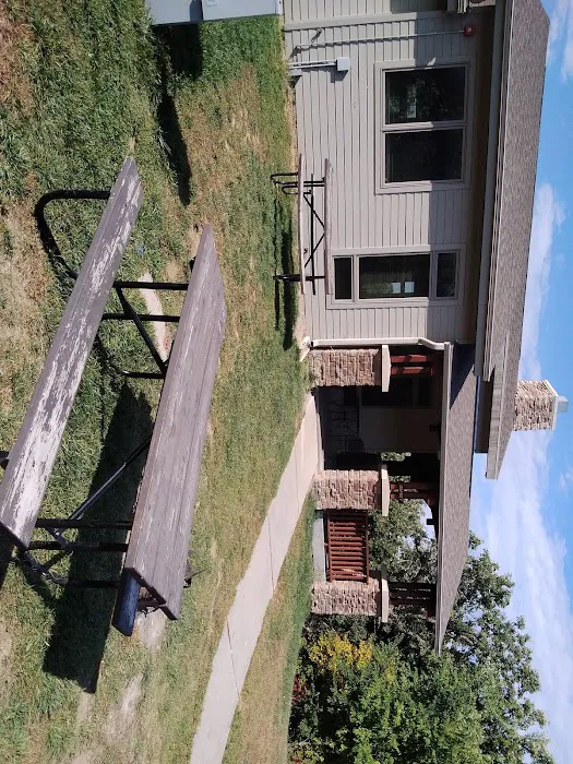 Osprey Cabin Picture 3