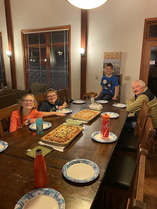 Coyote Cabin Picture 4